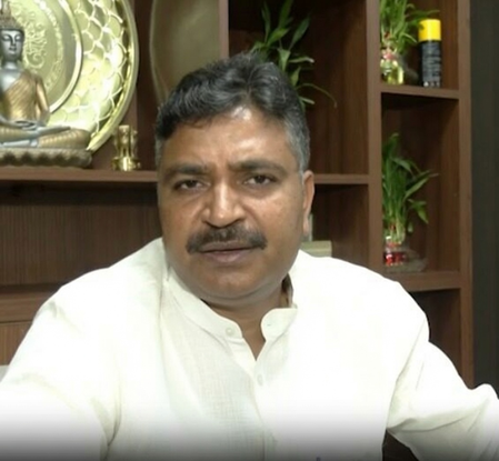 विपक्ष के नेताओं को सीबीआई, ईडी द्वारा डरा-धमकाकर पार्टियां तोड़ रही है भाजपा टीकाराम जूली विपक्ष के नेताओं को सीबीआई, ईडी द्वारा डरा-धमकाकर पार्टियां तोड़ रही है भाजपा टीकाराम जूली
