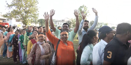 जम्मू-कश्मीर माता खीर भवानी के दर्शन के लिए बड़ी संख्या में श्रद्धालु रवाना, दिखा उत्साह जम्मू-कश्मीर माता खीर भवानी के दर्शन के लिए बड़ी संख्या में श्रद्धालु रवाना, दिखा उत्साह
