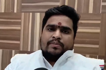 केंद्र की योजनाओं से गरीब, युवा, किसान और महिलाओं को मिला व्यापक लाभ देवेश तिवारी केंद्र की योजनाओं से गरीब, युवा, किसान और महिलाओं को मिला व्यापक लाभ देवेश तिवारी