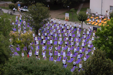 Yoga enthusiasts across world gear up for IDY 2026 Yoga enthusiasts across world gear up for IDY 2026
