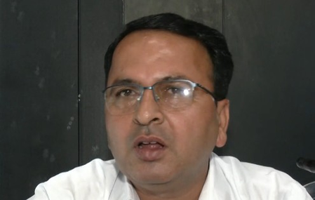 मोरनी के असरेवाली गांव में 3500 से अधिक पेड़ों की कटाई का आरोप, जांच की मांग तेज मोरनी के असरेवाली गांव में 3500 से अधिक पेड़ों की कटाई का आरोप, जांच की मांग तेज