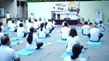 नीति आयोग ने मनाया योगा दिवस, स्वस्थ वृद्धावस्था और वेलनेस को दिया बढ़ावा नीति आयोग ने मनाया योगा दिवस, स्वस्थ वृद्धावस्था और वेलनेस को दिया बढ़ावा
