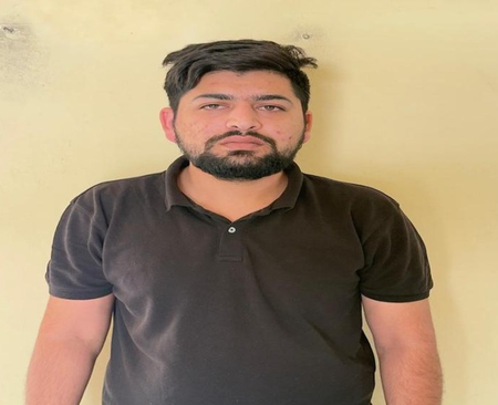 भगवंत मान वीडियो विवाद में नया मोड़, फर्जी फोरेंसिक रिपोर्ट के आरोप में गुरुग्राम में दो लोगों पर कार्रवाई भगवंत मान वीडियो विवाद में नया मोड़, फर्जी फोरेंसिक रिपोर्ट के आरोप में गुरुग्राम में दो लोगों पर कार्रवाई