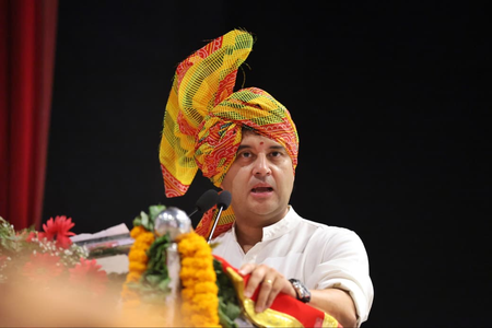 पर्यावरण संरक्षण और जल संवर्धन को जन आंदोलन बनाएं ज्योतिरादित्य सिंधिया
