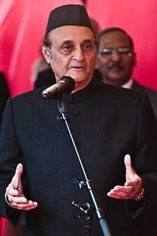 कश्मीरियत सहअस्तित्व की आत्मा है और मानवता को धार्मिक विचारों से ऊपर उठना चाहिए कर्ण सिंह