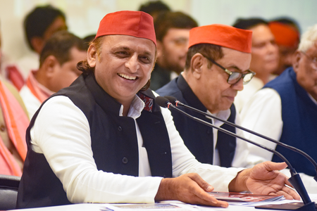 मुख्यमंत्री योगी आदित्यनाथ समेत कई नेताओं ने अखिलेश यादव को दी जन्मदिन की बधाई मुख्यमंत्री योगी आदित्यनाथ समेत कई नेताओं ने अखिलेश यादव को दी जन्मदिन की बधाई