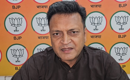 कमर्शियल एलपीजी सिलेंडर के दाम कम होने को एनडीए के नेताओं ने बताया कारोबारियों के लिए राहत कमर्शियल एलपीजी सिलेंडर के दाम कम होने को एनडीए के नेताओं ने बताया कारोबारियों के लिए राहत