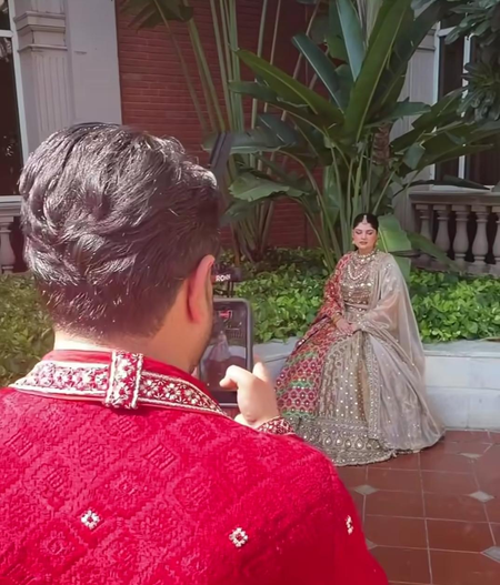 Anshula Kapoor calls fiance Rohan Thakkar her 'favourite' as he turns photographer at Mata Ki Chowki Anshula Kapoor calls fiance Rohan Thakkar her 'favourite' as he turns photographer at Mata Ki Chowki