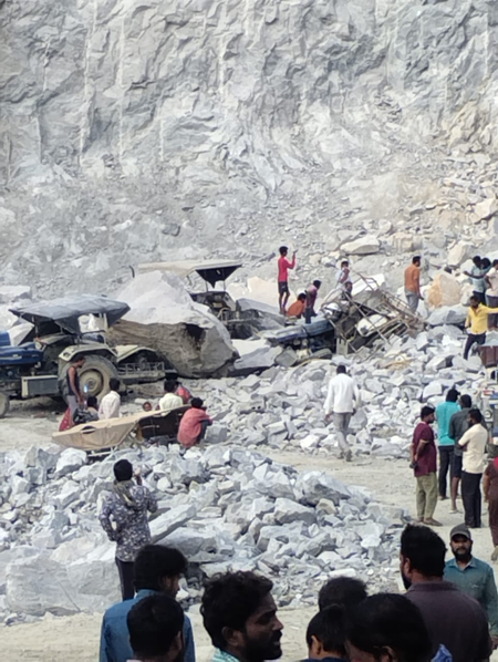 Seven Bihar migrant workers feared killed as massive boulder collapses at Bengaluru quarry, several trapped
