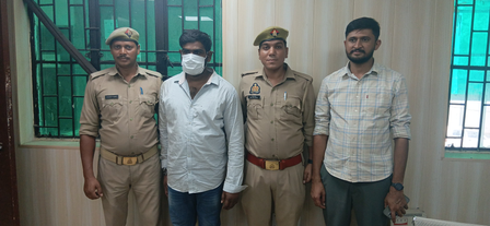 नोएडा पीजी से चोरी करने वाला तामिलनाडू का शातिर चोर गिरफ्तार, 6 लैपटॉप, 7 मोबाइल, बाइक और नकदी बरामद नोएडा पीजी से चोरी करने वाला तामिलनाडू का शातिर चोर गिरफ्तार, 6 लैपटॉप, 7 मोबाइल, बाइक और नकदी बरामद