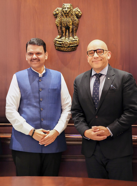 मुंबई क्यूबेक के मंत्री क्रिस्टोफर स्कीट की फडणवीस से मुलाकात, व्यापारिक रिश्तों को विस्तार देने पर चर्चा मुंबई क्यूबेक के मंत्री क्रिस्टोफर स्कीट की फडणवीस से मुलाकात, व्यापारिक रिश्तों को विस्तार देने पर चर्चा