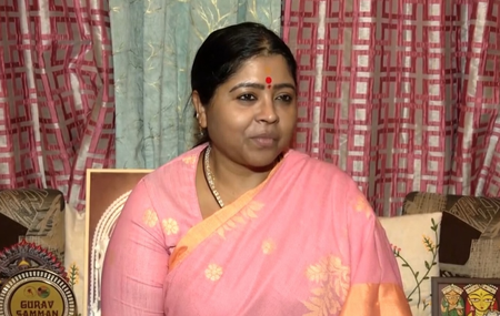 टीएमसी में इस्तीफों पर भाजपा का हमला, कीया घोष ने ममता सरकार को घेरा टीएमसी में इस्तीफों पर भाजपा का हमला, कीया घोष ने ममता सरकार को घेरा