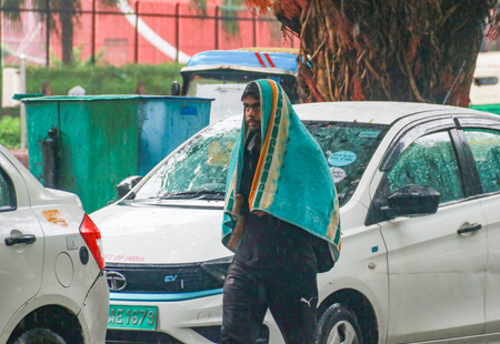 एनसीआर में पूरे सप्ताह नो वार्निंग, तापमान बढ़ने से उमस और गर्मी कर सकती है परेशान एनसीआर में पूरे सप्ताह नो वार्निंग, तापमान बढ़ने से उमस और गर्मी कर सकती है परेशान