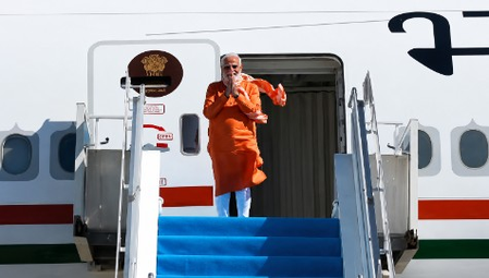 तीन दिवसीय इंडोनेशिया दौरा सम्पन्न कर पीएम मोदी ऑस्ट्रेलिया रवाना तीन दिवसीय इंडोनेशिया दौरा सम्पन्न कर पीएम मोदी ऑस्ट्रेलिया रवाना
