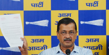 ई-20 पेट्रोल पर अरविंद केजरीवाल ने 29 ऑटो कंपनियों से मांगा जवाब, पुरानी गाड़ियों की सुरक्षा और मुआवजे पर उठाए सवाल ई-20 पेट्रोल पर अरविंद केजरीवाल ने 29 ऑटो कंपनियों से मांगा जवाब, पुरानी गाड़ियों की सुरक्षा और मुआवजे पर उठाए सवाल