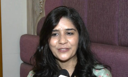 जकार्ता के इंडियन फ्लेम से भारतीय स्वाद ही नहीं संस्कृति की भी फैल रही खुशबू, पीएम मोदी के दौरे से बढ़ा उत्साह जकार्ता के इंडियन फ्लेम से भारतीय स्वाद ही नहीं संस्कृति की भी फैल रही खुशबू, पीएम मोदी के दौरे से बढ़ा उत्साह