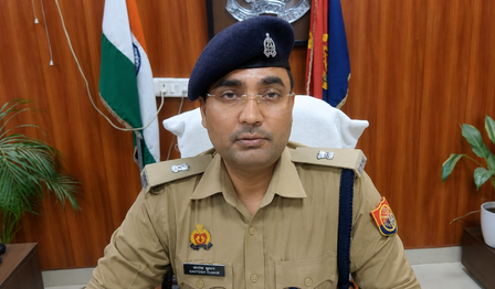 जेवर हादसे में 3 मजदूरों की मौत, जल्द गिरफ्तार होगा वाहन चालक एडीसीपी संतोष कुमार