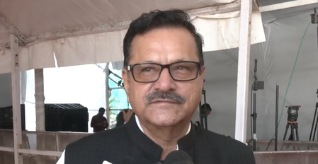 महाड के मुख्य अधिकारी से मारपीट दुर्भाग्यपूर्ण, भाजपा पार्षद के खिलाफ नेताओं ने की सख्त कार्रवाई की मांग महाड के मुख्य अधिकारी से मारपीट दुर्भाग्यपूर्ण, भाजपा पार्षद के खिलाफ नेताओं ने की सख्त कार्रवाई की मांग