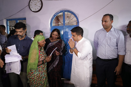 सरकार बाढ़ प्रभावित परिवारों के साथ कंधे से कंधा मिलाकर खड़ी रहेगी  हर्ष संघवी