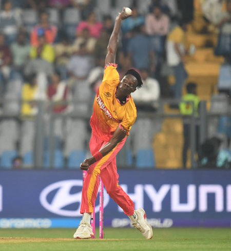 जिम्बाब्वे क्रिकेट नगारवा वनडे और टेस्ट, रजा टी20 के कप्तान बने रहेंगे, नकोमो को महिला टीम की कमान जिम्बाब्वे क्रिकेट नगारवा वनडे और टेस्ट, रजा टी20 के कप्तान बने रहेंगे, नकोमो को महिला टीम की कमान