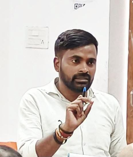 बांकीपुर उपचुनाव कौन हैं नीरज कुमार सिन्हा, जिन्हें भाजपा ने अभिषेक कुमार की जगह बनाया उम्मीदवार बांकीपुर उपचुनाव कौन हैं नीरज कुमार सिन्हा, जिन्हें भाजपा ने अभिषेक कुमार की जगह बनाया उम्मीदवार