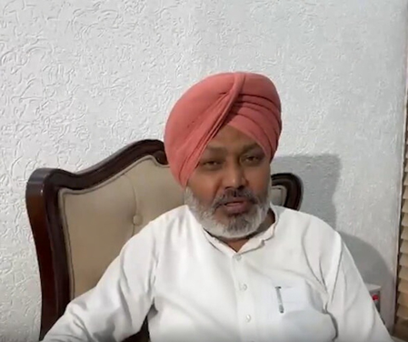अबोहर मेयर विवाद पर बोले हरपाल चीमा, पार्षदों ने किया मताधिकार का प्रयोग, चुनाव पर सवाल उठाना गलत अबोहर मेयर विवाद पर बोले हरपाल चीमा, पार्षदों ने किया मताधिकार का प्रयोग, चुनाव पर सवाल उठाना गलत