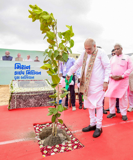अमित शाह ने गिनीज वर्ल्ड रिकॉर्ड बनाने पर अहमदाबाद म्युनिसिपल कॉर्पोरेशन को दी बधाई