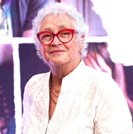 Nafisa Ali reveals she completed chemotherapy and took immunity injections before flying for ‘Max, Min & Meowzaki’ event Nafisa Ali reveals she completed chemotherapy and took immunity injections before flying for ‘Max, Min & Meowzaki’ event