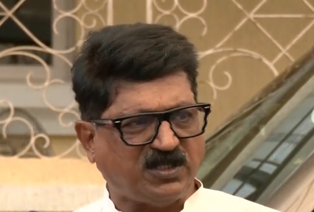 लाडली बहिन योजना के लाभार्थियों की निष्पक्ष जांच होनी चाहिए सांसद अरविंद सावंत लाडली बहिन योजना के लाभार्थियों की निष्पक्ष जांच होनी चाहिए सांसद अरविंद सावंत
