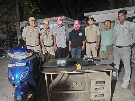 नई दिल्ली 72 घंटे में धोखाधड़ी का खुलासा, दो आरोपी गिरफ्तार, चारों लैपटॉप बरामद नई दिल्ली 72 घंटे में धोखाधड़ी का खुलासा, दो आरोपी गिरफ्तार, चारों लैपटॉप बरामद