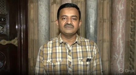मुंबई एसी लोकल की घटना पर सीपीआरओ बोले- सभी यात्रियों की हालत सामान्य, रेलवे सतर्क मुंबई एसी लोकल की घटना पर सीपीआरओ बोले- सभी यात्रियों की हालत सामान्य, रेलवे सतर्क