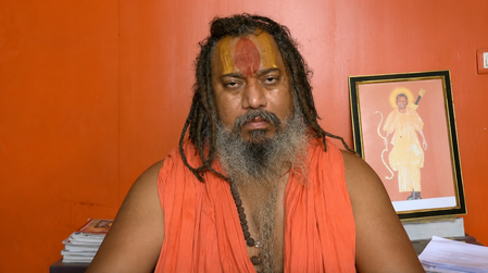 आमिर खान जैसे लोग लव जिहाद को बढ़ाने की साजिश कर रहे हैं जगद्गुरु परमहंस आचार्य आमिर खान जैसे लोग लव जिहाद को बढ़ाने की साजिश कर रहे हैं जगद्गुरु परमहंस आचार्य
