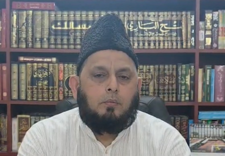 वक्फ घोटाले के आरोप निराधार, ज्ञानवापी का समाधान बातचीत से हो मौलाना खालिद रशीद