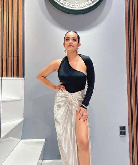 सिटी ब्यूटीफुल से पंजाबी सिनेमा में लौटीं अपूर्वा अरोड़ा, बोलीं- यह मेरे लिए घर वापसी जैसा सिटी ब्यूटीफुल से पंजाबी सिनेमा में लौटीं अपूर्वा अरोड़ा, बोलीं- यह मेरे लिए घर वापसी जैसा