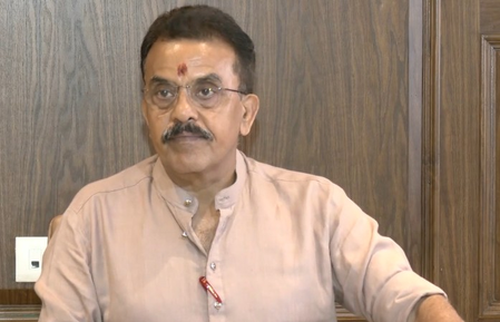 महाराष्ट्र में मुख्यमंत्री लाडकी बहीण योजना कभी बंद नहीं होगी संजय निरुपम महाराष्ट्र में मुख्यमंत्री लाडकी बहीण योजना कभी बंद नहीं होगी संजय निरुपम