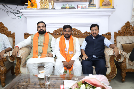 बांकीपुर उपचुनाव भाजपा ने 40 स्टार प्रचारकों की लिस्ट जारी की, नितिन नवीन से लेकर सम्राट चौधरी तक करेंगे प्रचार बांकीपुर उपचुनाव भाजपा ने 40 स्टार प्रचारकों की लिस्ट जारी की, नितिन नवीन से लेकर सम्राट चौधरी तक करेंगे प्रचार