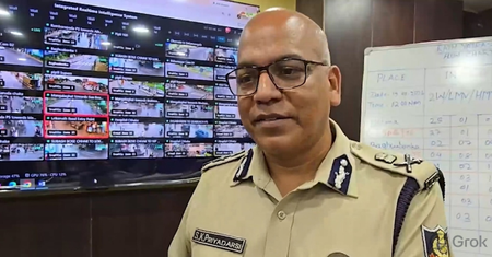 जगन्नाथ रथ यात्रा लाखों श्रद्धालुओं की भीड़ को संभालने के लिए ओडिशा पुलिस का मेगा ट्रैफिक प्लान तैयार जगन्नाथ रथ यात्रा लाखों श्रद्धालुओं की भीड़ को संभालने के लिए ओडिशा पुलिस का मेगा ट्रैफिक प्लान तैयार