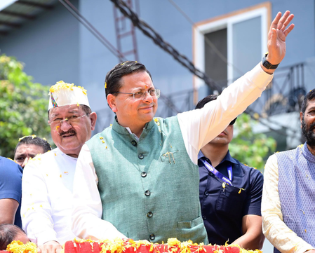 सीएम धामी ने चमोली को 155.36 करोड़ की 63 विकास परियोजनाओं की सौगात दी
