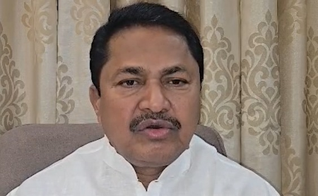 महाराष्ट्र की सियासत में एनसीपी को लेकर हलचल, विपक्ष ने दल तोड़ने की कोशिश का लगाया आरोप महाराष्ट्र की सियासत में एनसीपी को लेकर हलचल, विपक्ष ने दल तोड़ने की कोशिश का लगाया आरोप