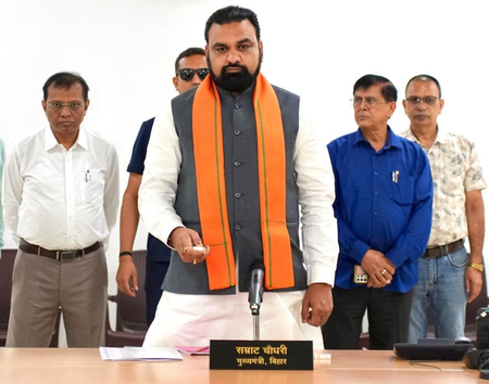 बिहार एआई आधारित सुशासन को बढ़ावा, सीएम ने सर्वम एआई-भारत जीपीटी के साथ समझौते की घोषणा की बिहार एआई आधारित सुशासन को बढ़ावा, सीएम ने सर्वम एआई-भारत जीपीटी के साथ समझौते की घोषणा की