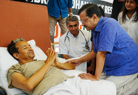 नई दिल्ली जंतर-मंतर पर सोनम वांगचुक को समर्थन देने पहुंचे अरविंद केजरीवाल नई दिल्ली जंतर-मंतर पर सोनम वांगचुक को समर्थन देने पहुंचे अरविंद केजरीवाल