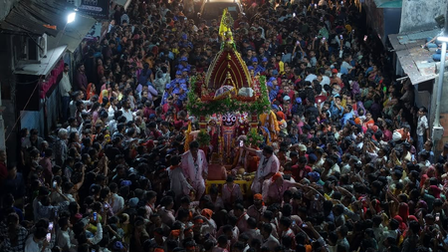 ओडिशा खराब मौसम के बावजूद रथ यात्रा 2026 सुचारू रूप से संपन्न हुई ओडिशा खराब मौसम के बावजूद रथ यात्रा 2026 सुचारू रूप से संपन्न हुई