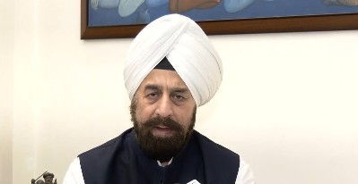 हाइड्रोजन ट्रेन से ग्रीन एनर्जी को मिलेगी नई रफ्तार, नीट मामले पर विपक्ष कर रहा राजनीति आरपी सिंह हाइड्रोजन ट्रेन से ग्रीन एनर्जी को मिलेगी नई रफ्तार, नीट मामले पर विपक्ष कर रहा राजनीति आरपी सिंह