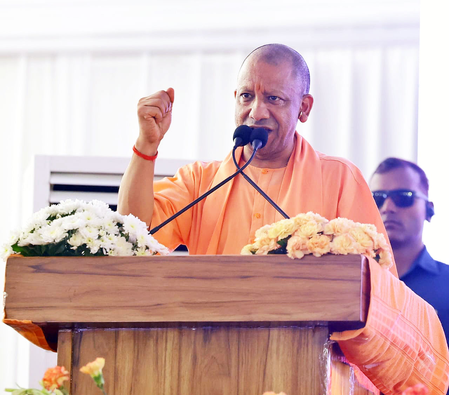 बम बनवाने वालों को होती थी शिवभक्तों की ‘बम-बम’ से तकलीफः सीएम योगी आदित्यनाथ बम बनवाने वालों को होती थी शिवभक्तों की ‘बम-बम’ से तकलीफः सीएम योगी आदित्यनाथ