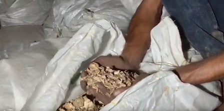 गुना में ट्रक से 3 करोड़ रुपए का डोडा चूरा जब्त, एस्कॉर्ट कर रही कार की टक्कर से बाइक सवार दो लोगों की मौत