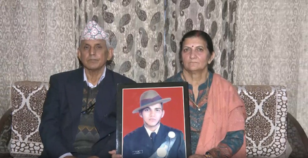 कठुआ रेलवे स्टेशन का बदला नाम, अब शहीद कैप्टन सुनील कुमार चौधरी रेलवे स्टेशन कठुआ के नाम से जाना जाएगा कठुआ रेलवे स्टेशन का बदला नाम, अब शहीद कैप्टन सुनील कुमार चौधरी रेलवे स्टेशन कठुआ के नाम से जाना जाएगा