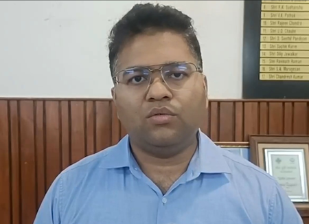 केदारनाथ मार्ग पर बढ़ा भूस्खलन का खतरा, रेड अलर्ट पर रोकी जा सकती है यात्रा केदारनाथ मार्ग पर बढ़ा भूस्खलन का खतरा, रेड अलर्ट पर रोकी जा सकती है यात्रा