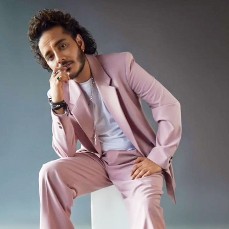 ‘Saiyaara’ music composer Tanishk Bagchi accuses YRF of non-payment of dues for film's title track ‘Saiyaara’ music composer Tanishk Bagchi accuses YRF of non-payment of dues for film's title track