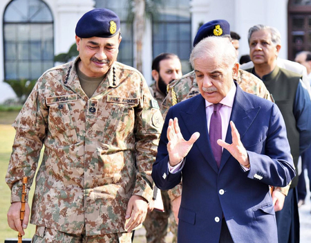 As Pakistan woos finance, no manna for common citizens trapped in warped system As Pakistan woos finance, no manna for common citizens trapped in warped system