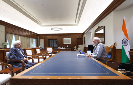 दिल्ली मशहूर इंडस्ट्री लीडर रविकांत ने प्रधानमंत्री नरेंद्र मोदी से मुलाकात की दिल्ली मशहूर इंडस्ट्री लीडर रविकांत ने प्रधानमंत्री नरेंद्र मोदी से मुलाकात की